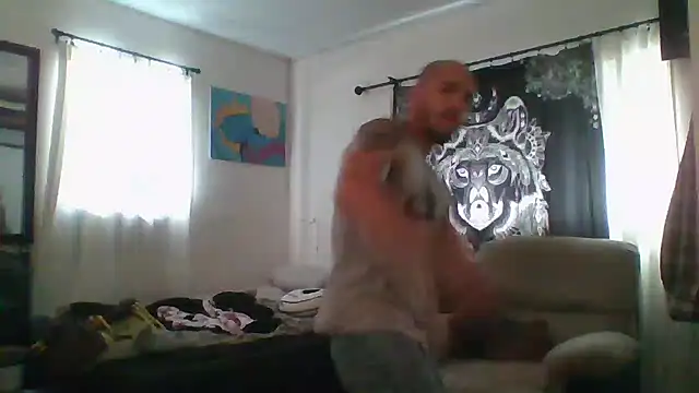 Snapshot of JohnnyDeep187 chatting on 5, 1, 2025 JohnnyDeep187 online show from 5, 1, 2025