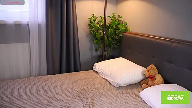 Bellacle online show from 17, 2, 2025