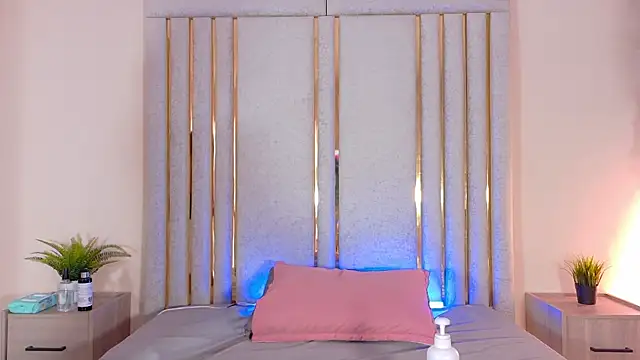 Snapshot of Isabellsmmith chatting on 19, 1, 2025 Isabellsmmith online show from 19, 1, 2025