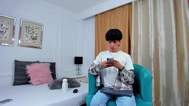 Santy carrington online show from 13, 2, 2025