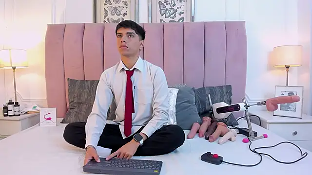 Santy carrington online show from 5, 3, 2026