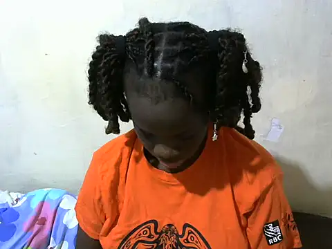 Snapshot of Thicky_kyla chatting on 10, 5, 2026 Thicky kyla online show from 10, 5, 2026