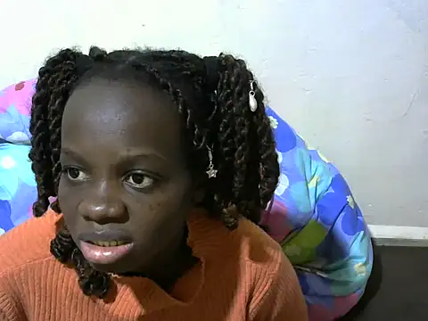 Snapshot of Thicky_kyla chatting on 16, 5, 2026 Thicky kyla online show from 16, 5, 2026