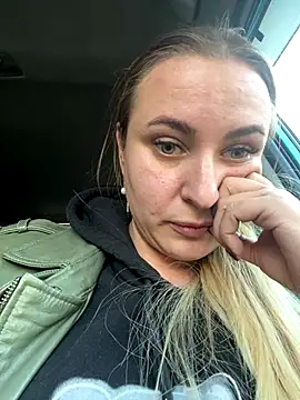 OlgaBuzzz online show from 3, 10, 2025