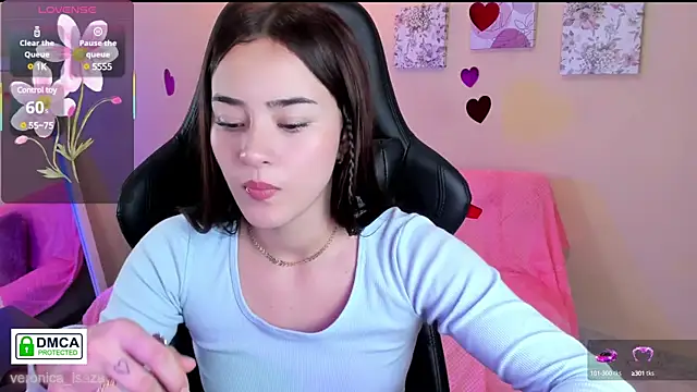 Snapshot of Veronica_isaza__ chatting on 11, 3, 2025 Veronica isaza online show from 11, 3, 2025