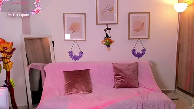 Snapshot of Veronica_isaza__ chatting on 16, 10, 2025 Veronica isaza online show from 16, 10, 2025