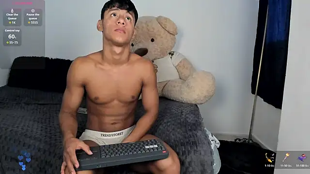 Snapshot of LittleParker chatting on 20, 6, 2026 LittleParker online show from 20, 6, 2026