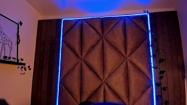 AbbyWathson online show from 2, 4, 2026