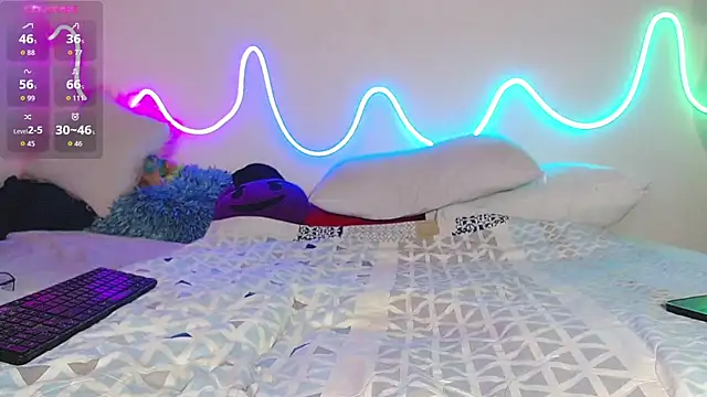 Snapshot of bobsexy08 chatting on 23, 11, 2025 bobsexy08 online show from 23, 11, 2025