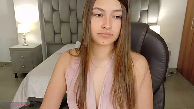 Abella ruiz online show from 3, 3, 2026