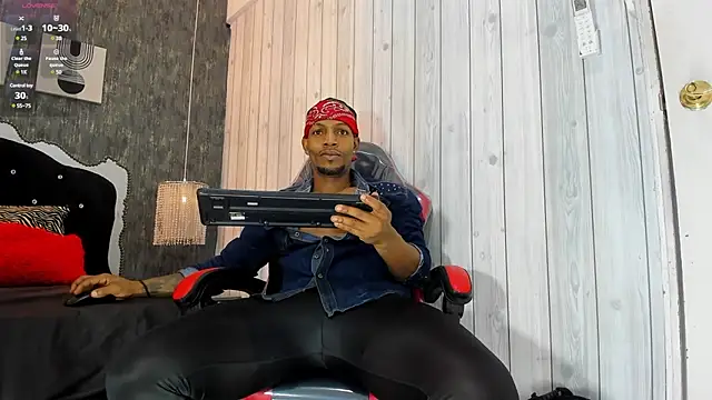 RicoBrown777  online show from 24, 12, 2024