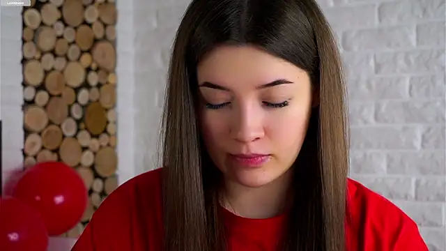 Snapshot of LowOncoming chatting on 12, 2, 2026 LowOncoming online show from 12, 2, 2026