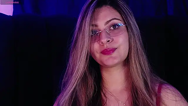 Snapshot of AspenRuss chatting on 13, 11, 2025 AspenRuss online show from 13, 11, 2025