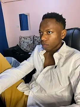 Snapshot of fireboyafrica chatting on 5, 8, 2026 fireboyafrica online show from 5, 8, 2026