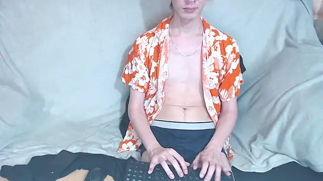 Snapshot of qustci-couple chatting on 21, 9, 2025 qustci-couple online show from 21, 9, 2025