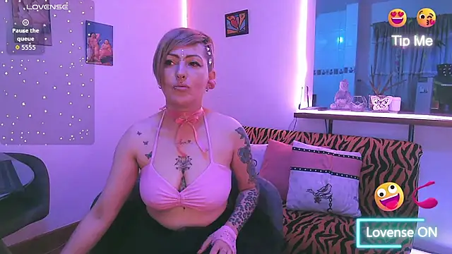 Maria fernandaxxx  online show from 4, 11, 2025