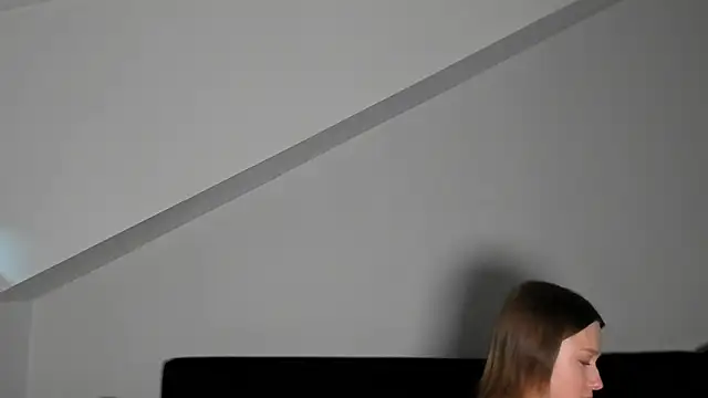 laurasommer online show from 12, 4, 2026