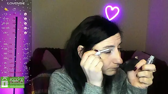 Muse kitty jenia online show from 4, 12, 2025