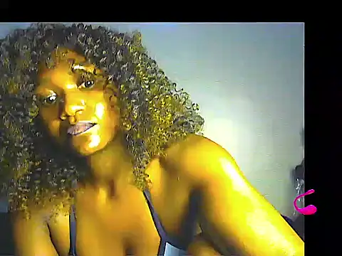 Snapshot of lilylovexx chatting on 7, 5, 2026 lilylovexx online show from 7, 5, 2026