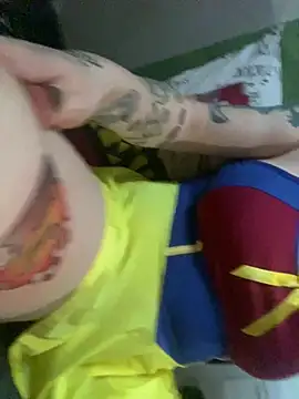 Snapshot of poussichienne chatting on 23, 1, 2025 poussichienne online show from 23, 1, 2025