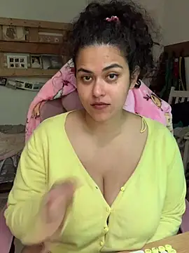 Curvydesifromgermany online show from 3, 6, 2026