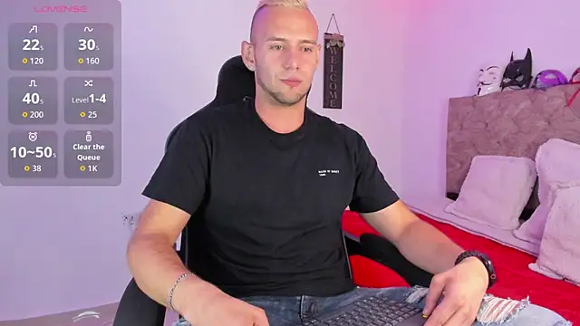 Snapshot of Damon_Bakert chatting on 29, 10, 2025 Damon Bakert online show from 29, 10, 2025