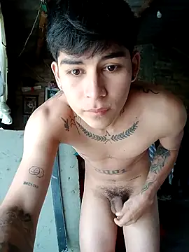 Snapshot of Lukas_strong chatting on 11, 10, 2025 Lukas strong online show from 11, 10, 2025