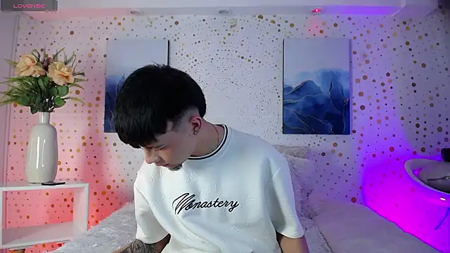 Steev Novoa online show from 3, 2, 2026