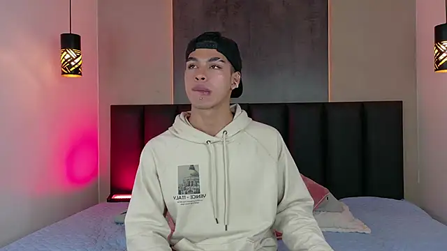 Ken-boy  online show from 22, 2, 2025