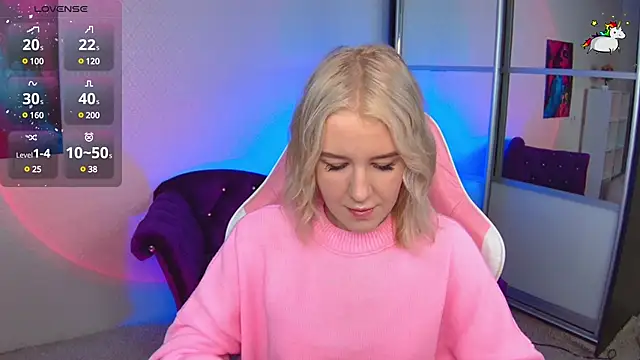 Snapshot of Selenatrend chatting on 22, 12, 2024 Selenatrend online show from 22, 12, 2024