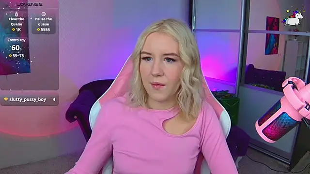 Snapshot of Selenatrend chatting on 26, 12, 2024 Selenatrend online show from 26, 12, 2024