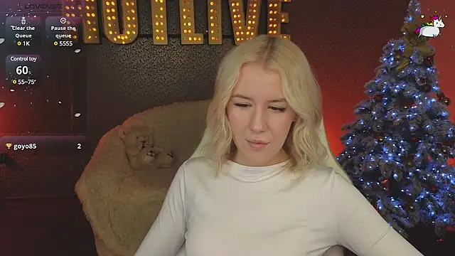 Snapshot of Selenatrend chatting on 10, 1, 2025 Selenatrend online show from 10, 1, 2025