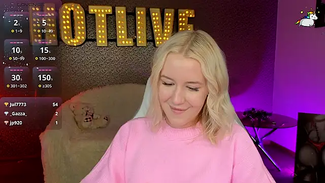 Snapshot of Selenatrend chatting on 11, 1, 2025 Selenatrend online show from 11, 1, 2025