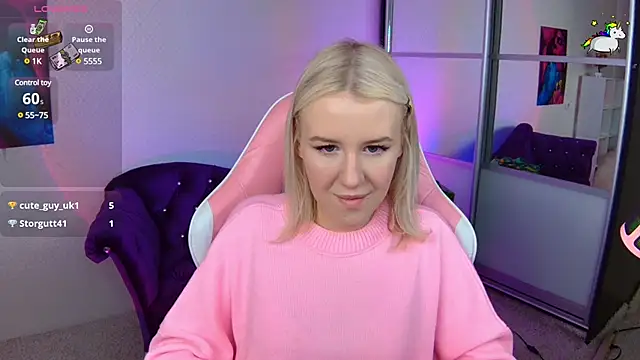 Snapshot of Selenatrend chatting on 19, 1, 2025 Selenatrend online show from 19, 1, 2025