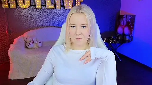 Snapshot of Selenatrend chatting on 21, 1, 2025 Selenatrend online show from 21, 1, 2025