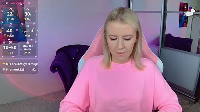 Snapshot of Selenatrend chatting on 5, 2, 2025 Selenatrend online show from 5, 2, 2025