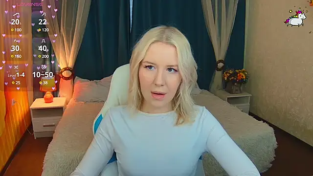 Snapshot of Selenatrend chatting on 13, 2, 2025 Selenatrend online show from 13, 2, 2025