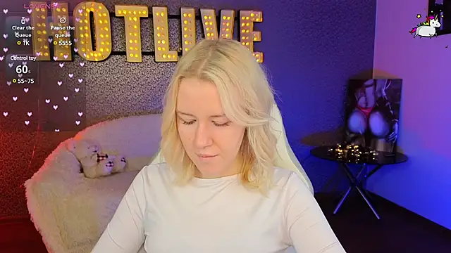 Snapshot of Selenatrend chatting on 15, 2, 2025 Selenatrend online show from 15, 2, 2025