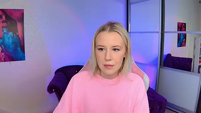 Snapshot of Selenatrend chatting on 23, 2, 2025 Selenatrend online show from 23, 2, 2025