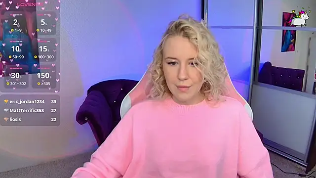 Snapshot of Selenatrend chatting on 23, 2, 2025 Selenatrend online show from 23, 2, 2025