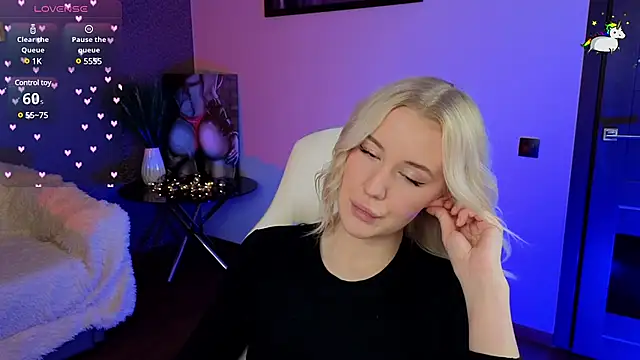 Snapshot of Selenatrend chatting on 15, 3, 2025 Selenatrend online show from 15, 3, 2025