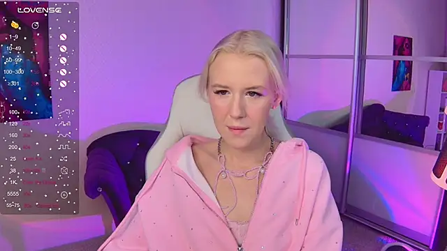 Snapshot of Selenatrend chatting on 20, 9, 2025 Selenatrend online show from 20, 9, 2025