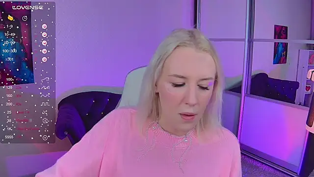 Snapshot of Selenatrend chatting on 30, 9, 2025 Selenatrend online show from 30, 9, 2025