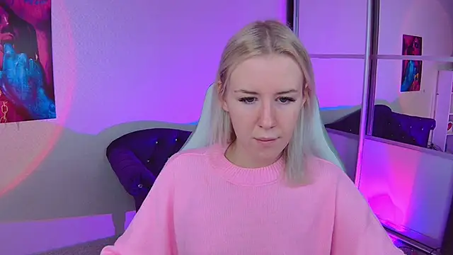 Snapshot of Selenatrend chatting on 30, 10, 2025 Selenatrend online show from 30, 10, 2025