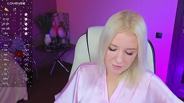 Snapshot of Selenatrend chatting on 16, 11, 2025 Selenatrend online show from 16, 11, 2025