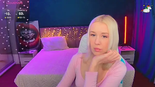 Snapshot of Selenatrend chatting on 30, 11, 2025 Selenatrend online show from 30, 11, 2025