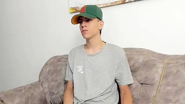 Snapshot of Dei_v_48 chatting on 15, 1, 2025 Dei v 48 online show from 15, 1, 2025