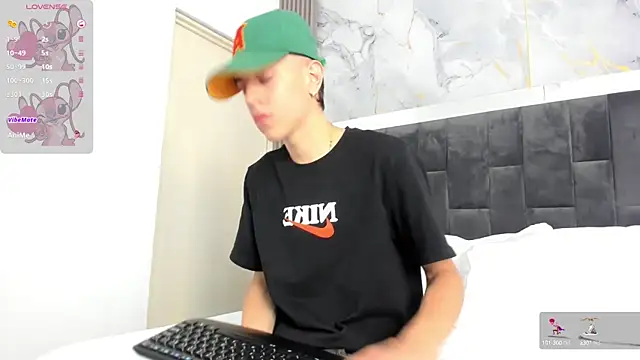 Snapshot of Dei_v_48 chatting on 20, 1, 2025 Dei v 48 online show from 20, 1, 2025