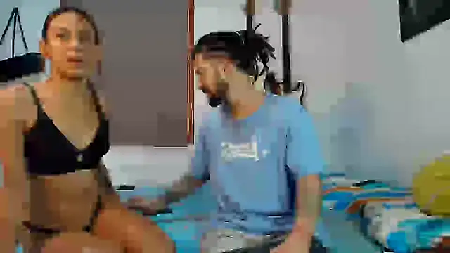 Snapshot of emiandstiv chatting on 7, 3, 2025 emiandstiv online show from 7, 3, 2025
