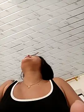 -VICKKY online show from 3, 11, 2025